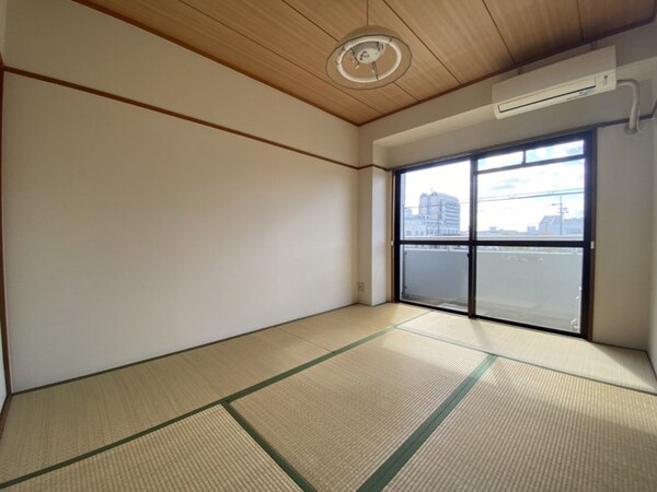 寝室