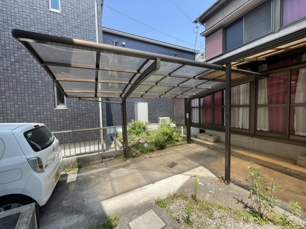 敷地内／建物