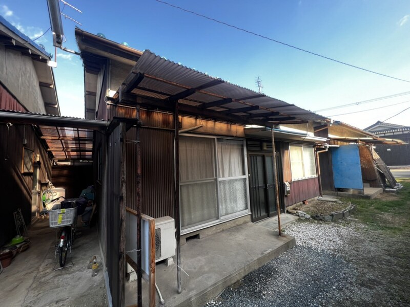 物件外観写真2　