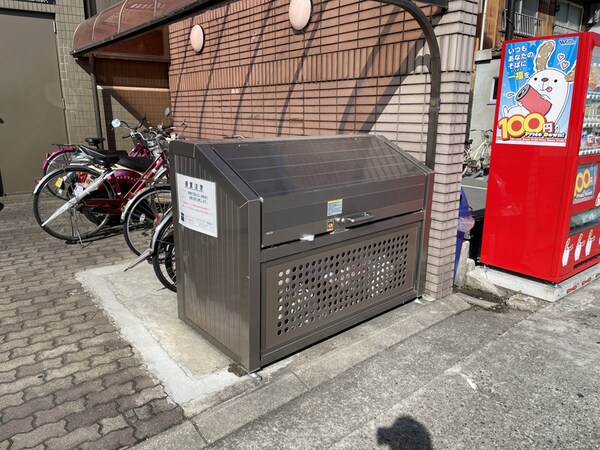 敷地内／建物