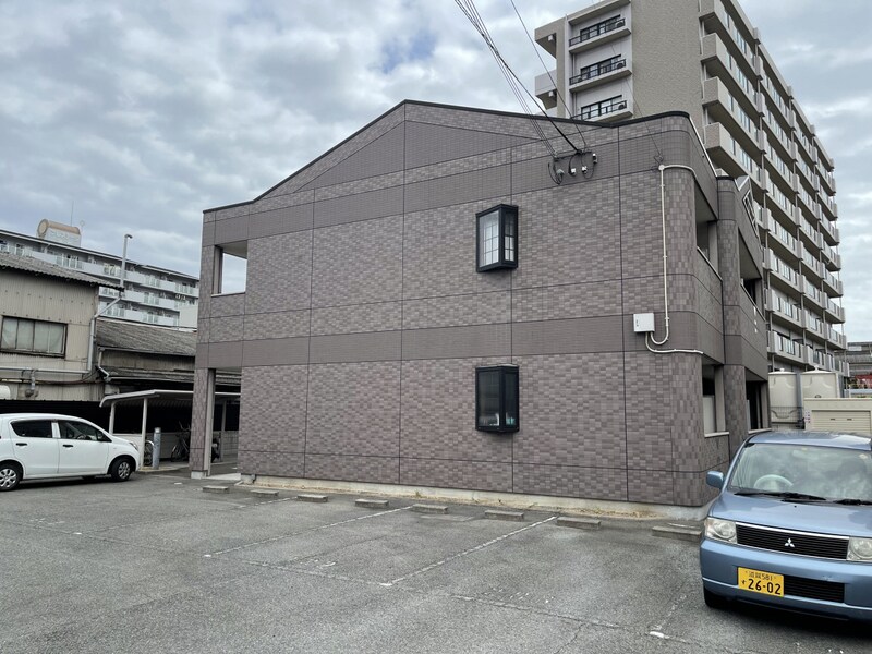 物件外観写真2　