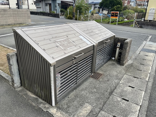 敷地内／建物