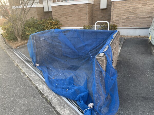 敷地内／建物