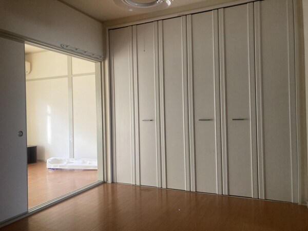 寝室