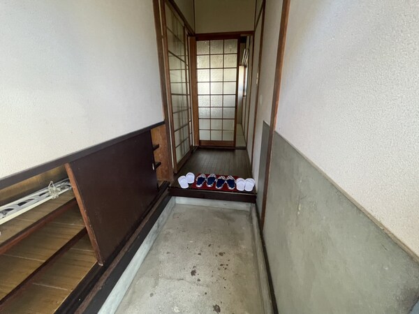 玄関