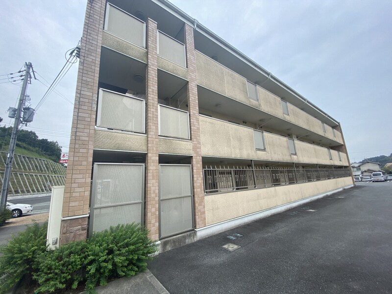 物件外観写真1　(外観)