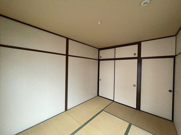 寝室