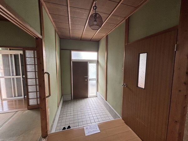 玄関
