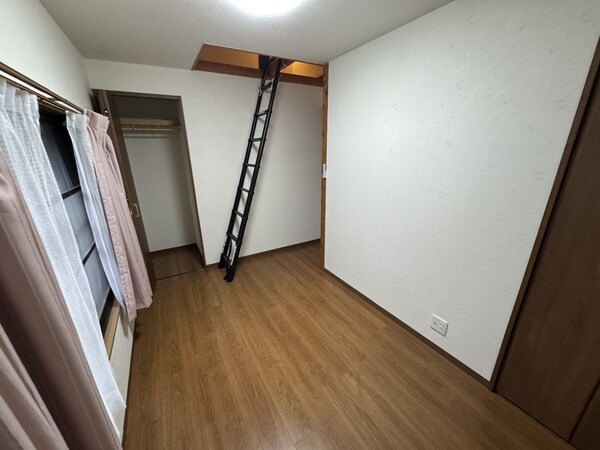 寝室