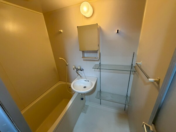 バス／シャワールーム等