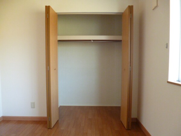 収納(大きめクローゼットで収納力◎)