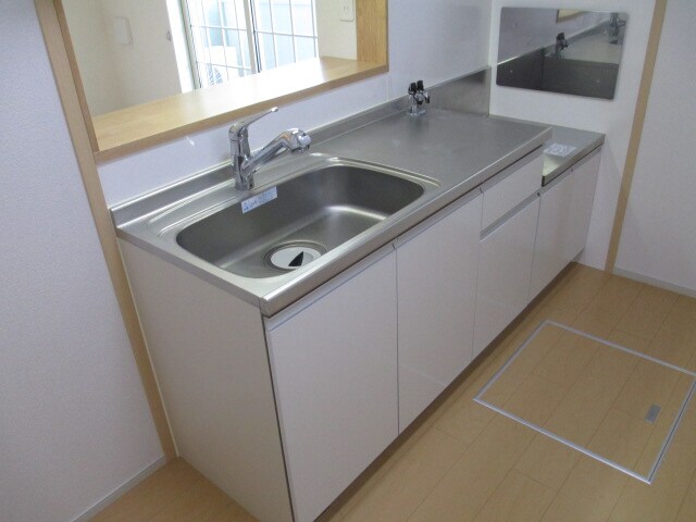 物件内観写真3　(人気のカウンターキッチンです(＾＾))