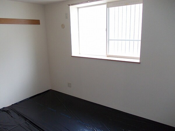 内装(和室　やっぱり畳が落ち着きますね(＾・＾))