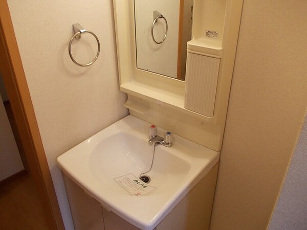 洗面所(洗面所は独立タイプとなってます☆)