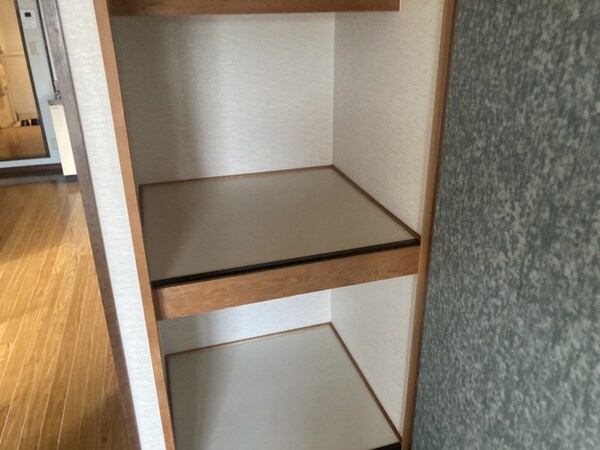 収納