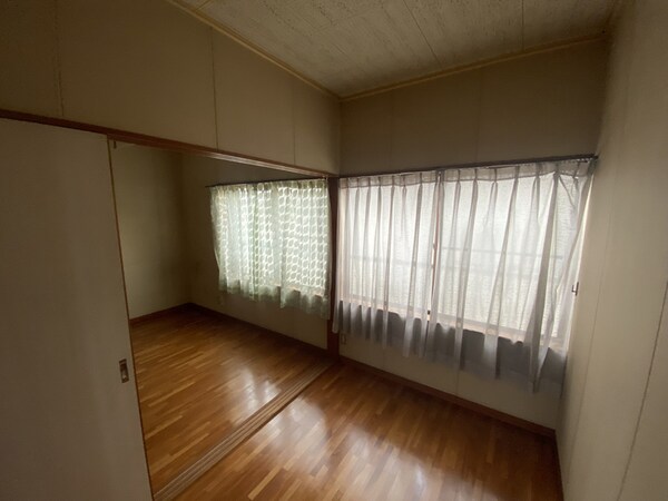 寝室
